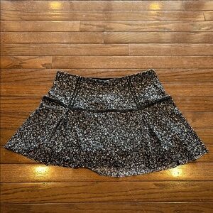 Lululemon Black and White Athletic Skirt